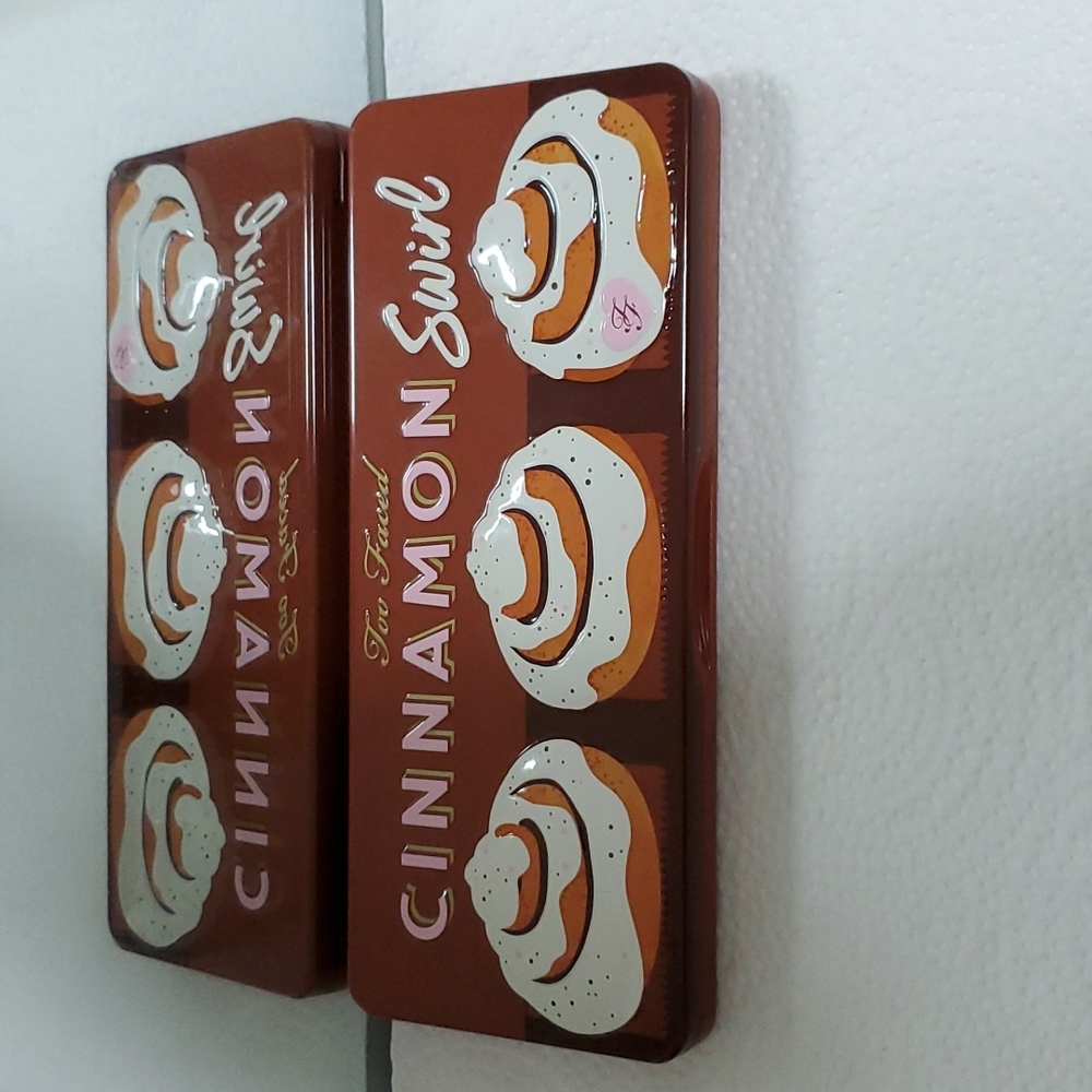 Too Faced Cinnamon Swirl Eyeshadow Palette
